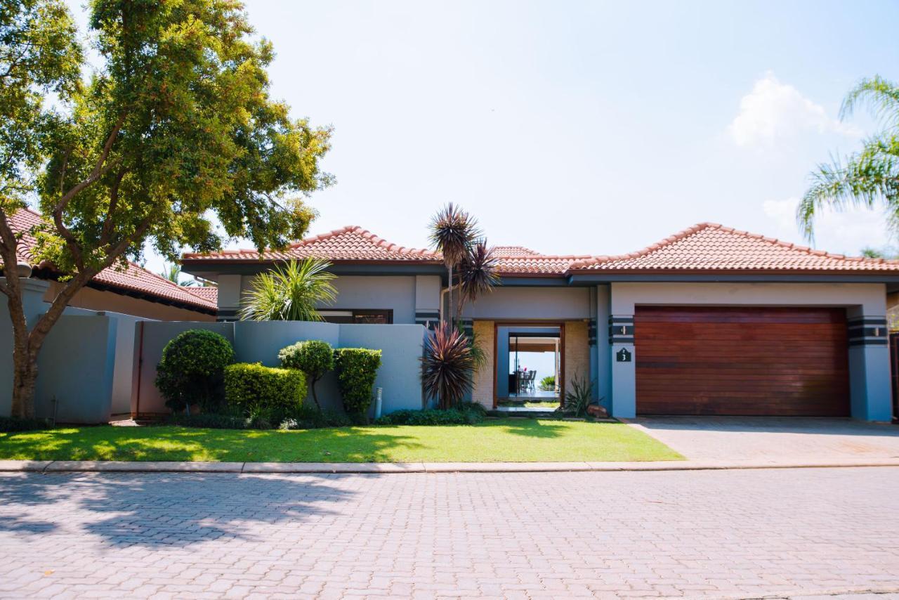 Villa Dam View House à Hartbeespoort Extérieur photo