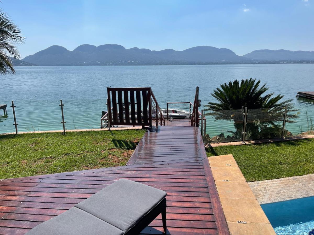 Villa Dam View House à Hartbeespoort Extérieur photo